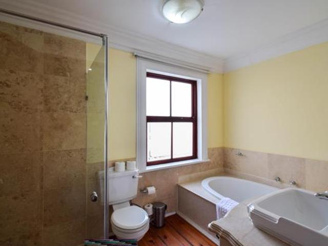 Apartment for rent in Waterkloof, Gauteng