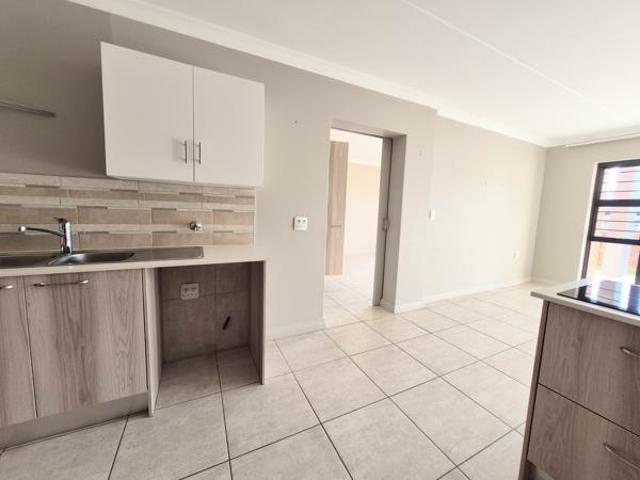 Apartment for rent in Waterkloof, Gauteng