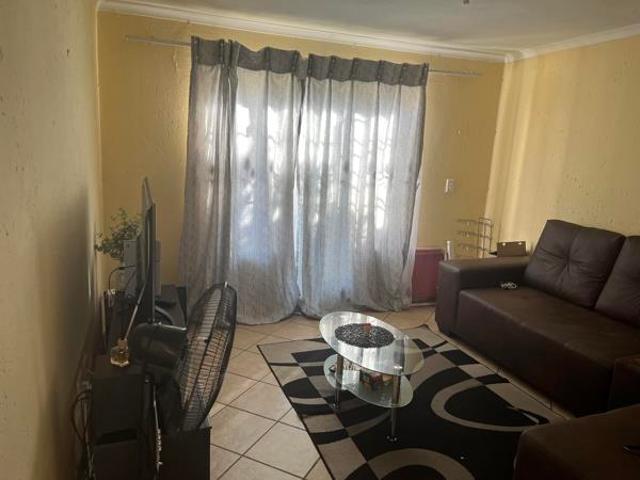 Apartment for sale in Tlhabane, North West