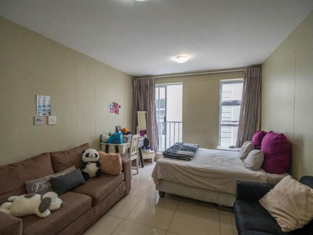 Apartment for sale in Grahamstown, Eastern Cape