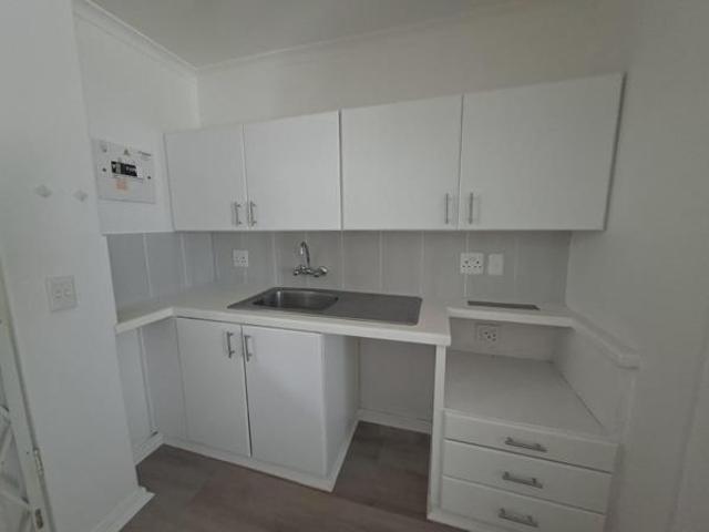 Apartment for sale in Rietpoel, Theewaterskloof Local Municipality