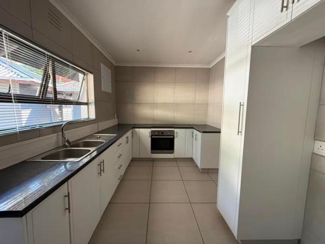 Apartment for rent in Seaview, Kwazulu-natal