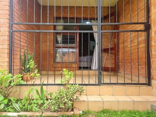 Apartment for rent in Nooitgedacht, Gauteng