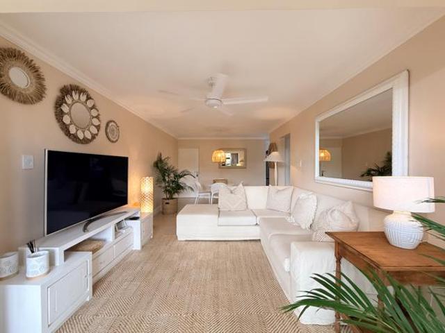 Apartment for sale in Princess Grant, Kwazulu-natal