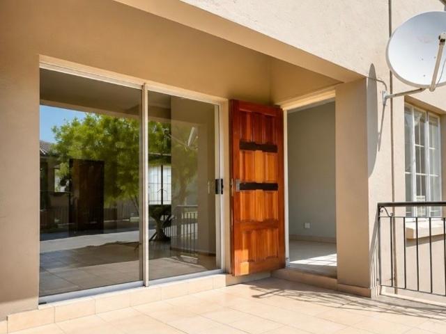 Apartment for sale in Nooitgedacht, Gauteng