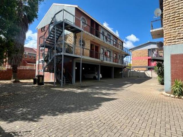 Apartment for sale in Bloemfontein, Free State