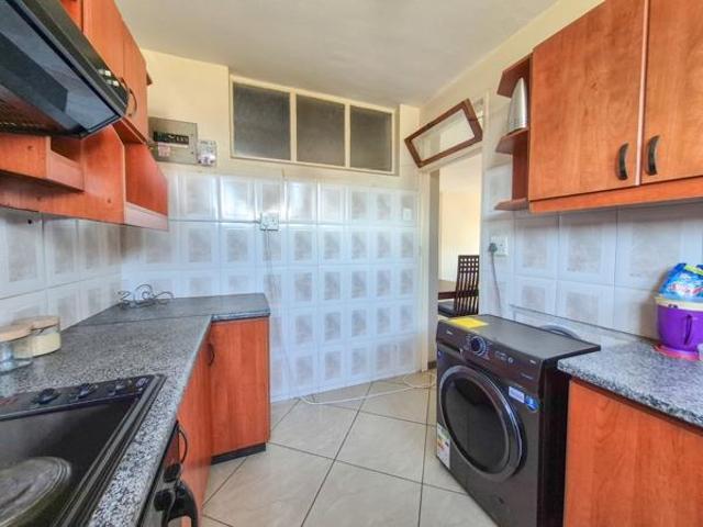 Apartment for rent in Seaview, Kwazulu-natal