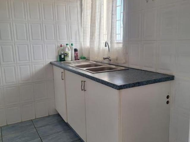 Apartment for rent in Seaview, Kwazulu-natal