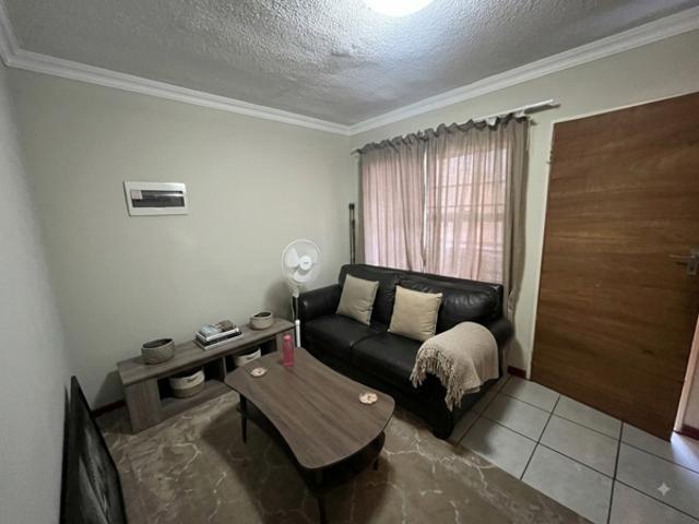 Apartment for rent in Waterkloof, Gauteng