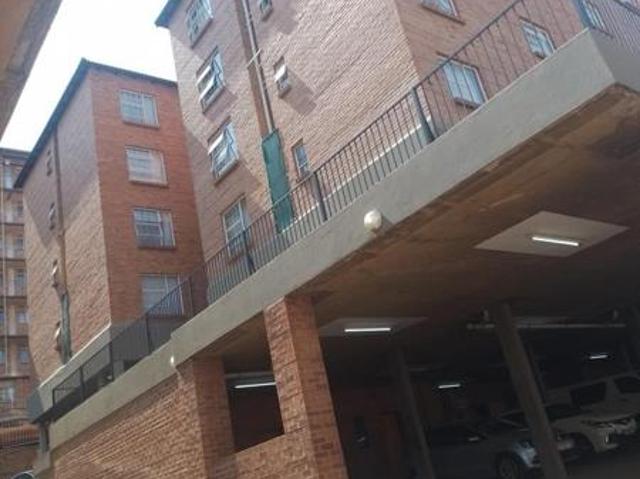 Apartment for rent in Waterkloof, Gauteng