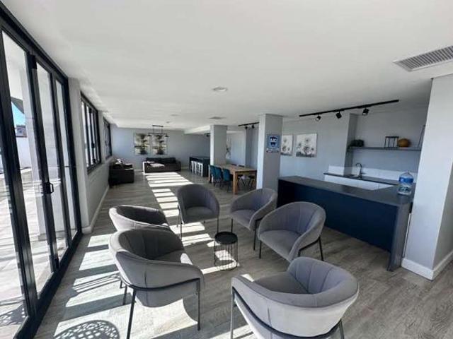 Apartment for sale in Cape Town, Western Cape