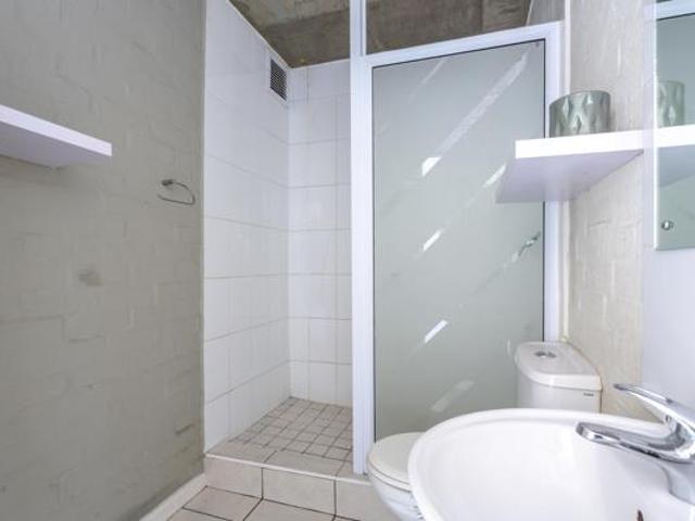 Apartment for sale in Cape Town, Western Cape