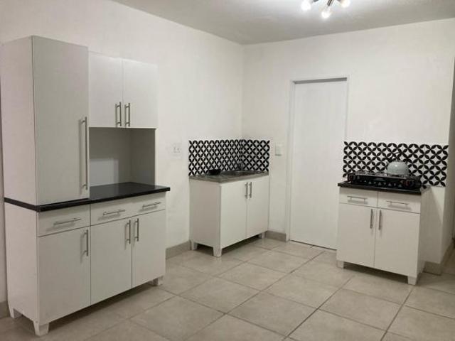 Apartment for rent in Cape Town Ward 62, Cape Town