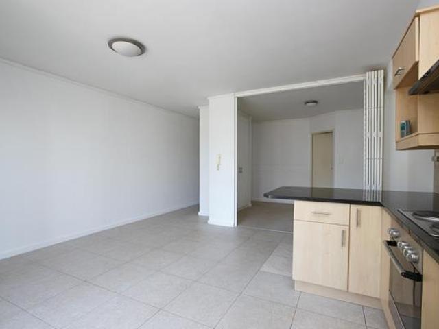 Apartment for sale in Cape Town, Western Cape