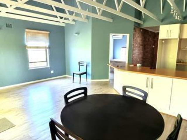 Room for rent in Wynberg, Cape Town
