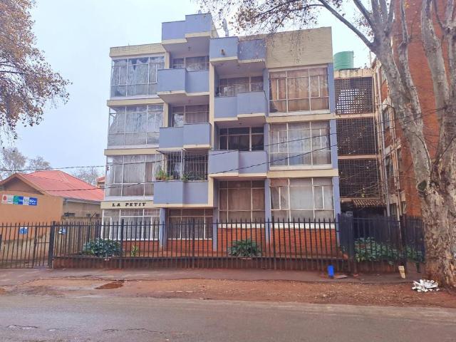 Apartment for sale in Vosloorus, Gauteng