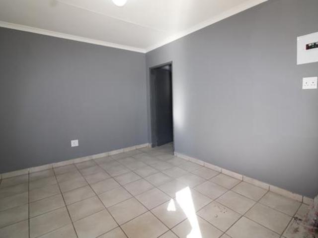 Apartment for rent in Vosloorus, Gauteng