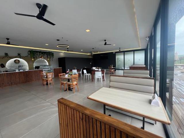 Apartment for sale in Princess Grant, Kwazulu-natal