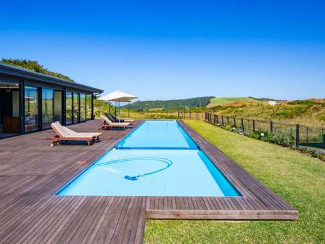 Apartment for sale in Princess Grant, Kwazulu-natal