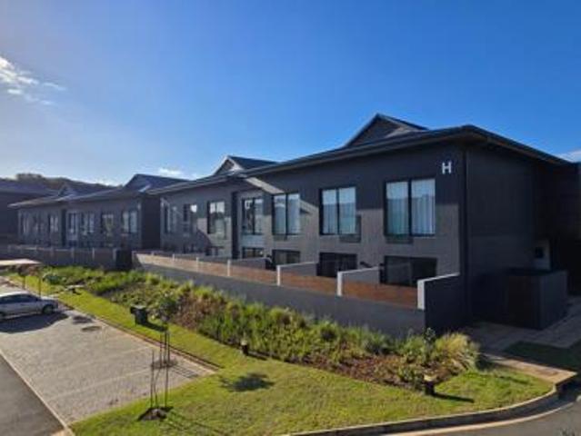 Apartment for sale in Princess Grant, Kwazulu-natal