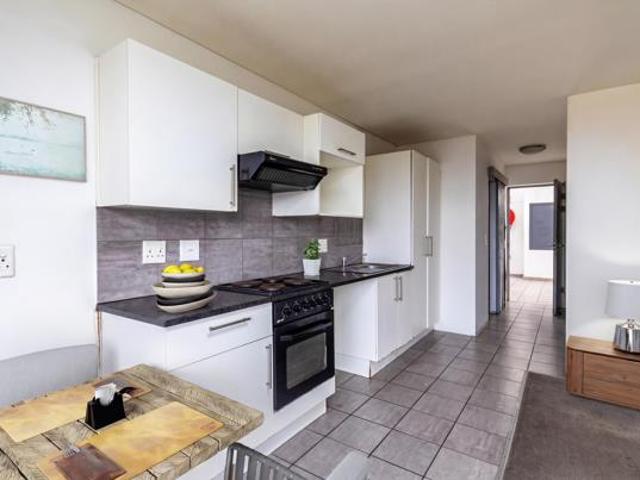 Apartment for sale in Cape Town, Western Cape