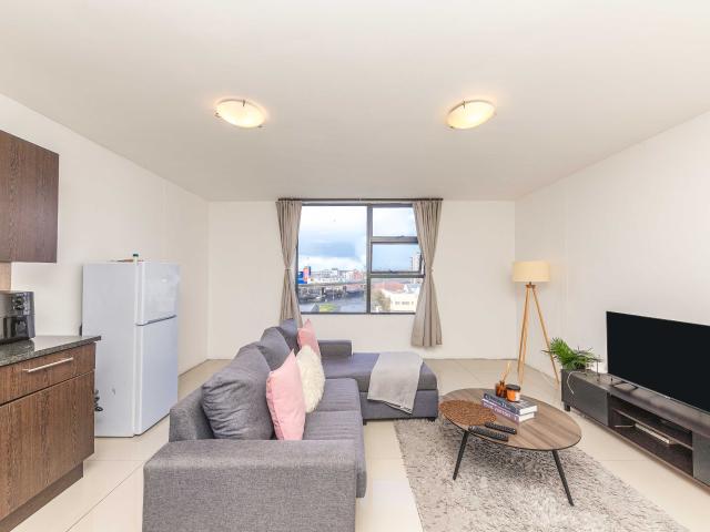 Apartment for sale in Cape Town, Western Cape