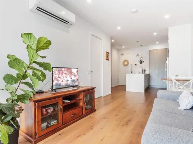 Apartment for sale in Indooroopilly, Greater Brisbane