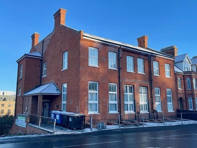 Apartment for sale in Key Street, Suffolk