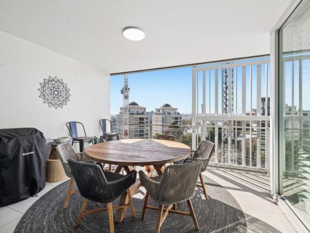 Apartment for sale in Kangaroo Point, Greater Brisbane
