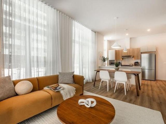 Apartment for rent in Les Moulins, Quebec