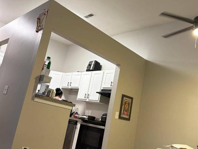 Apartment for rent in Rochester Hills, Michigan