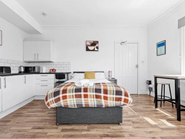 Apartment for rent in East End Park, West Yorkshire