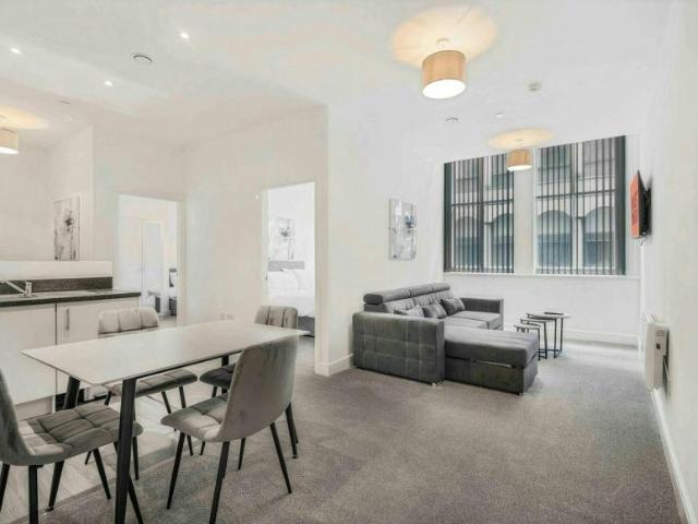 Apartment for rent in Cavern Quarter, Calderstones