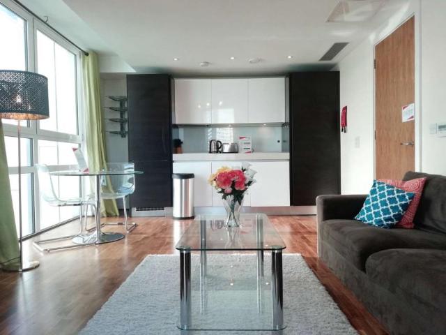Apartment for rent in Lyons, Greater London