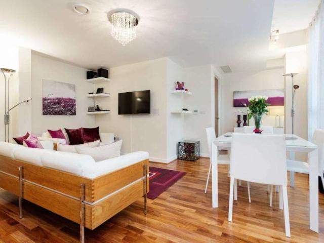 Apartment for rent in Lyons, Greater London