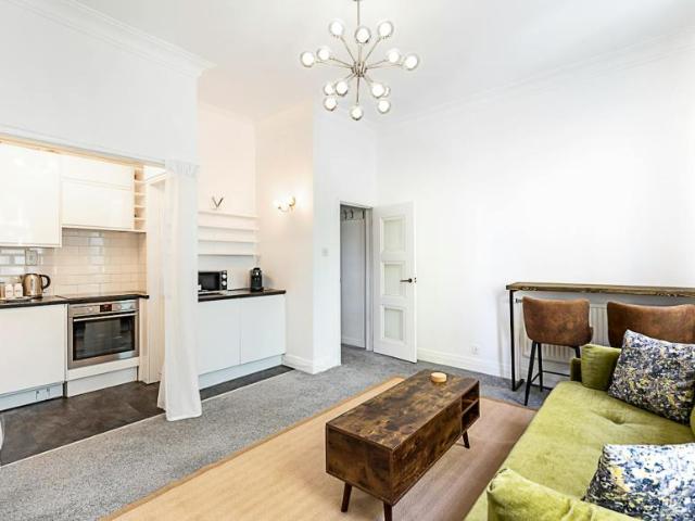 Apartment for rent in Chelsea, Greater London