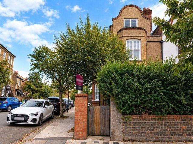 Apartment for sale in City of London, Greater London