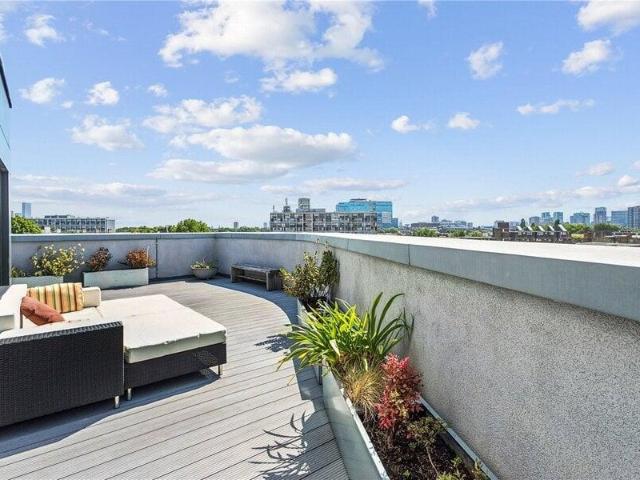 Apartment for sale in City of London, Greater London