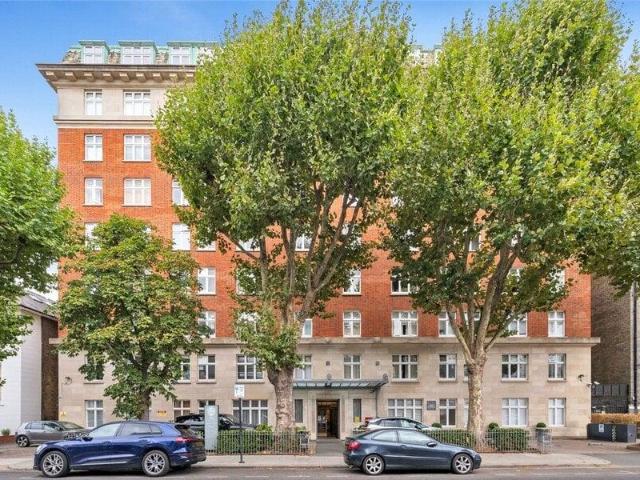 Apartment for sale in City of London, Greater London