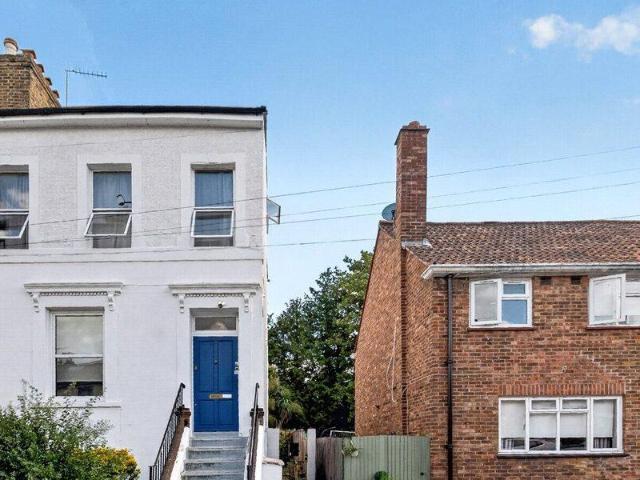 Apartment for sale in City of London, Greater London