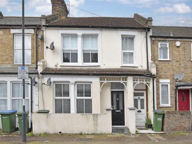 Apartment for sale in City of London, Greater London