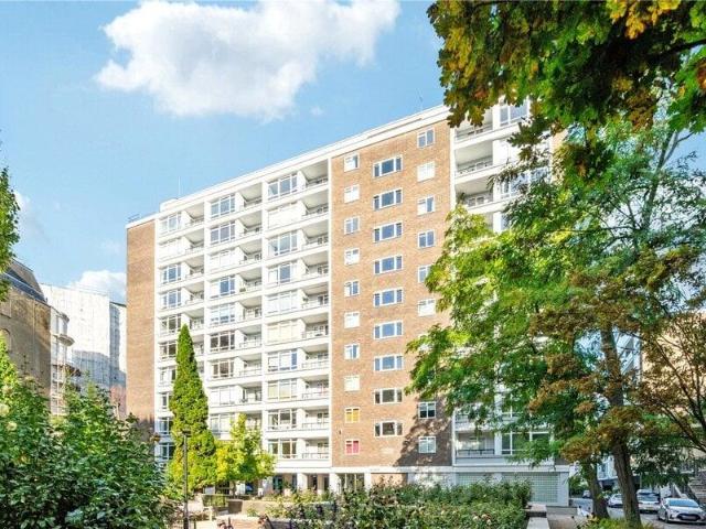Apartment for sale in City of London, Greater London