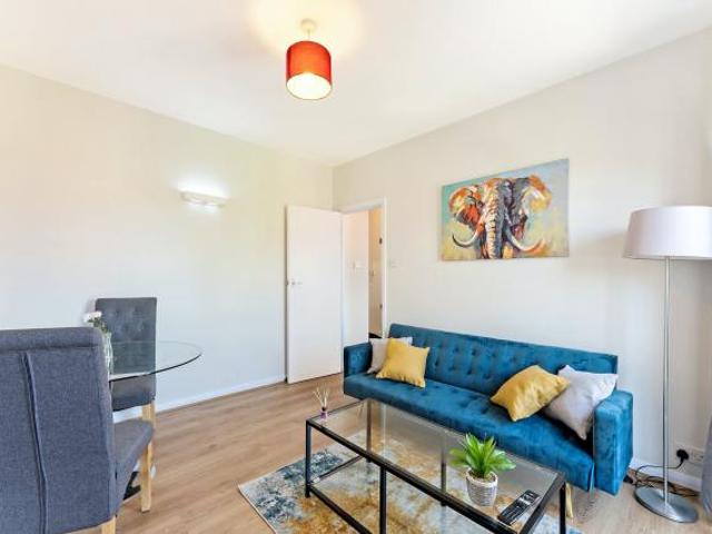 Apartment for rent in Rotherhithe, Greater London