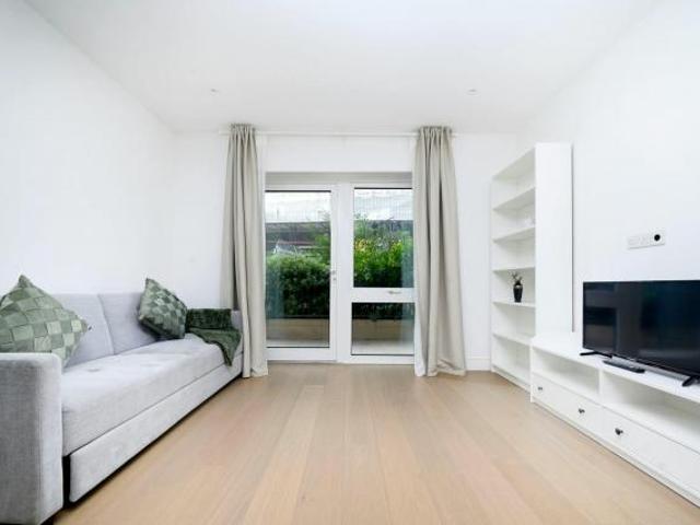 Apartment for rent in Hammersmith, Greater London
