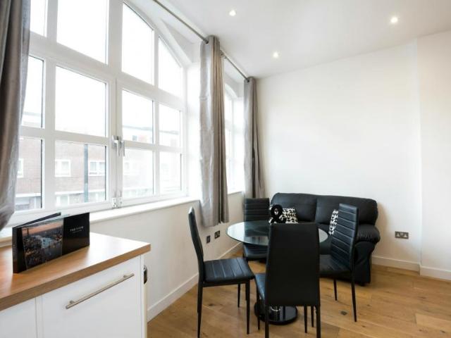 Apartment for rent in Finsbury, Greater London