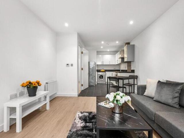Apartment for sale in Pimlico, Greater London