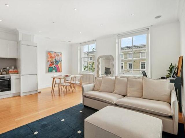 Apartment for sale in Brompton, Greater London