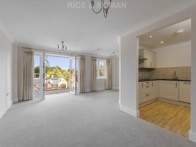 Apartment for rent in Sunninghill and Ascot, Ascot