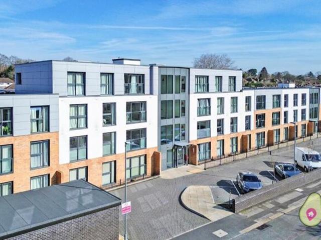 Apartment for sale in St Marks, Maidenhead