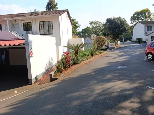 Apartment for sale in Manor, Msunduzi Local Municipality